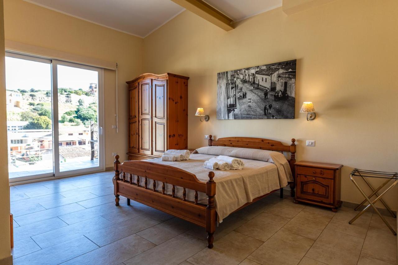 Casa Tacconi Bed & Breakfast Виласимиус Екстериор снимка