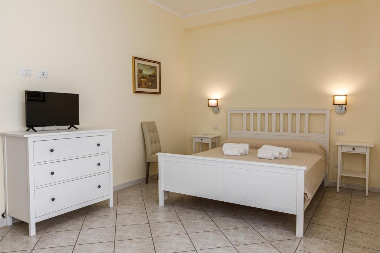 Casa Tacconi Bed & Breakfast Виласимиус Екстериор снимка
