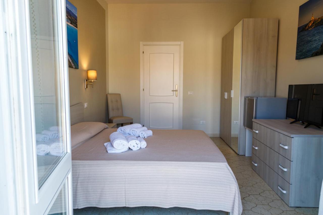 Casa Tacconi Bed & Breakfast Виласимиус Екстериор снимка