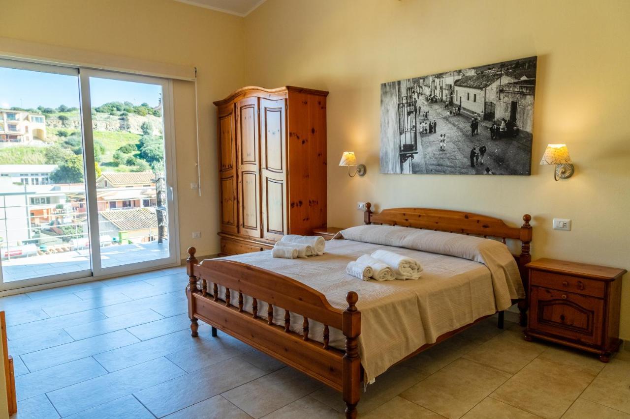 Casa Tacconi Bed & Breakfast Виласимиус Екстериор снимка