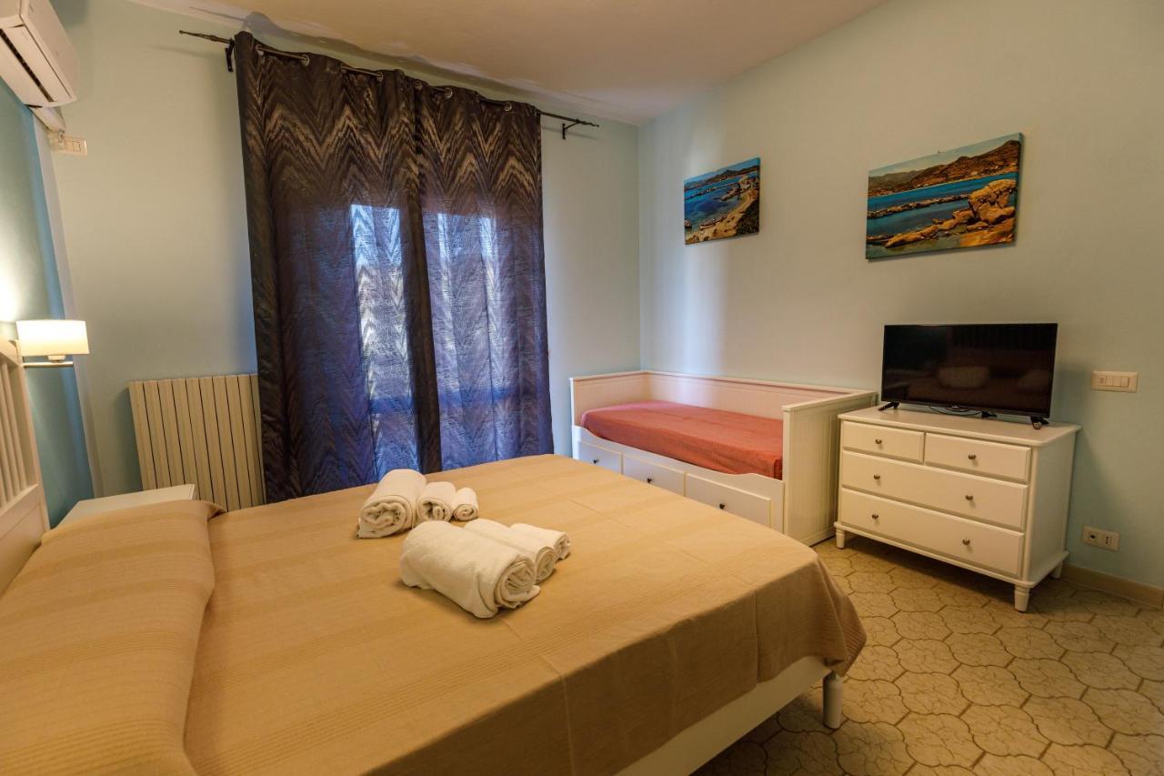 Casa Tacconi Bed & Breakfast Виласимиус Екстериор снимка